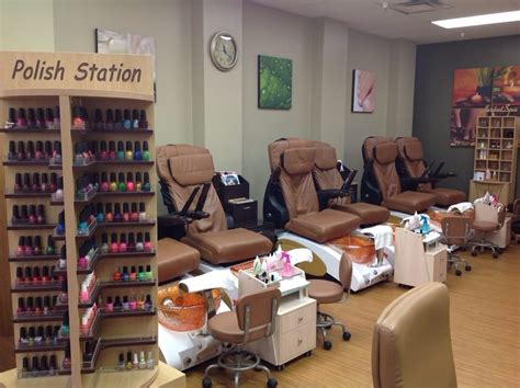 nail salon near 10019